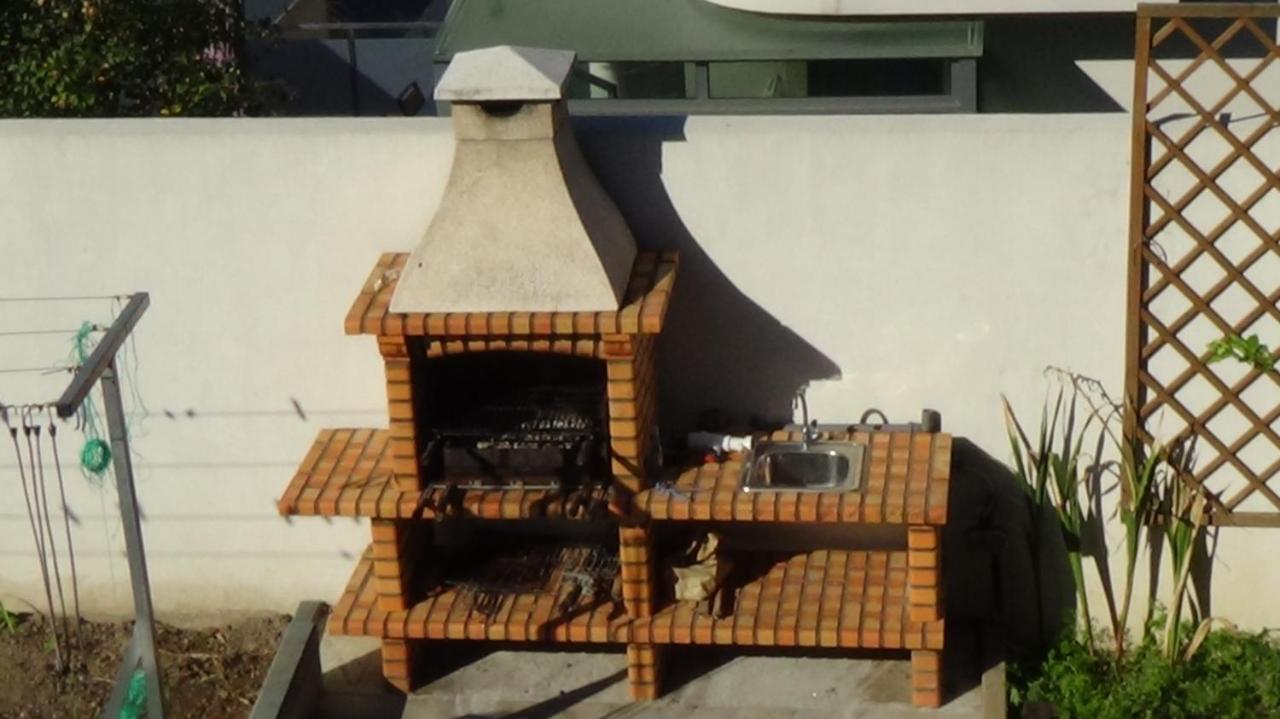 Quinta Da Lousa Guest House - Valongo - Porto Bagian luar foto